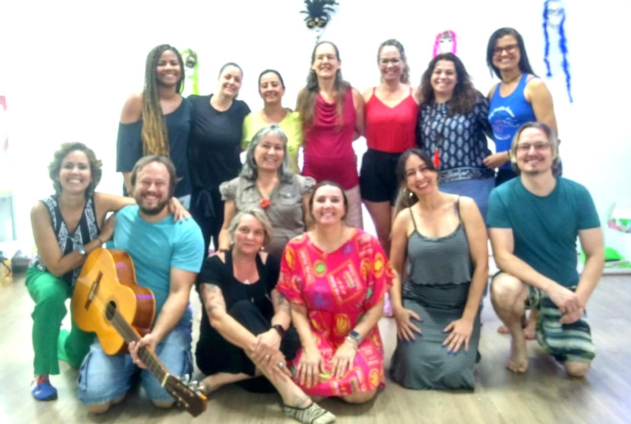 Ambiente preparado para encontro de Arteterapia